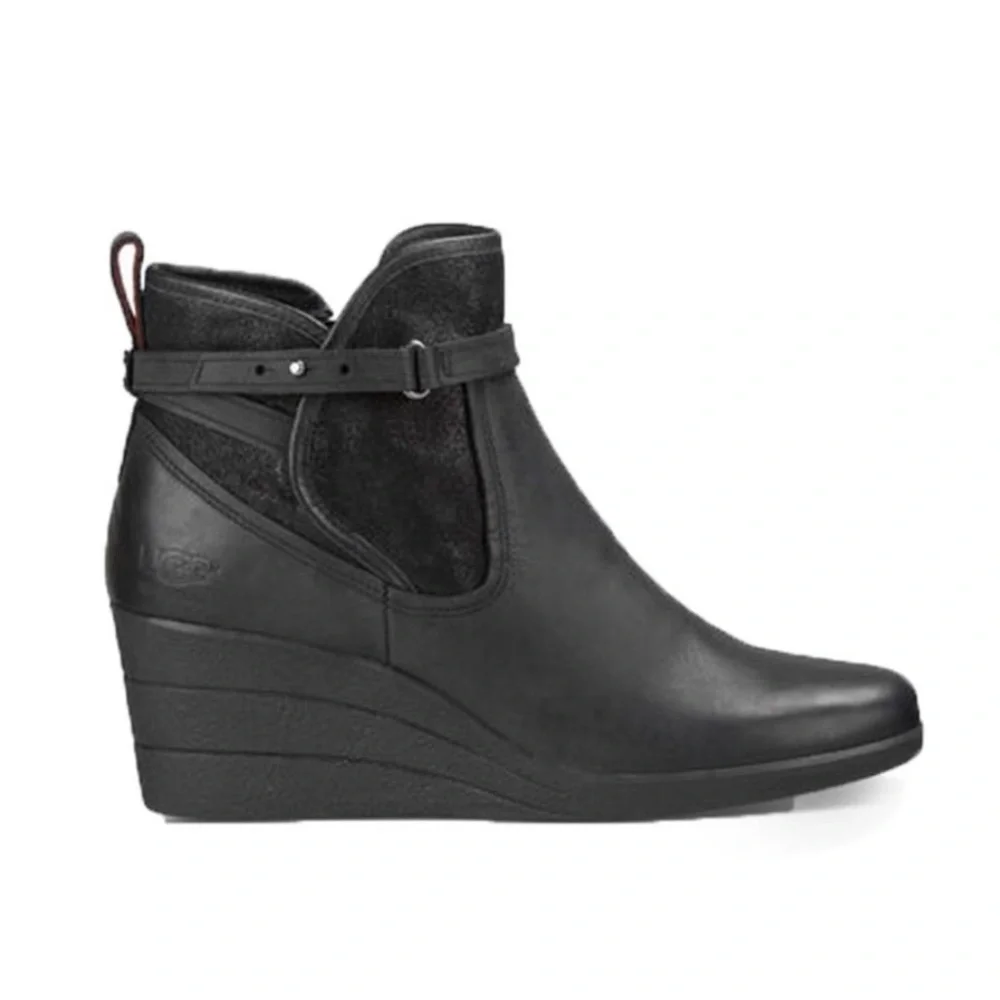 Ugg Emalie Black Waterproof Boot
